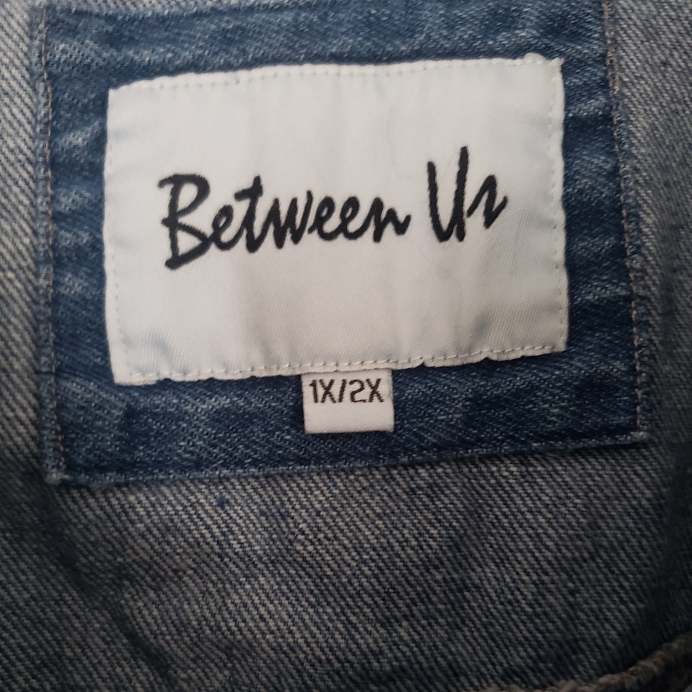 Denim Jacket distressed - Picture 6 of 6